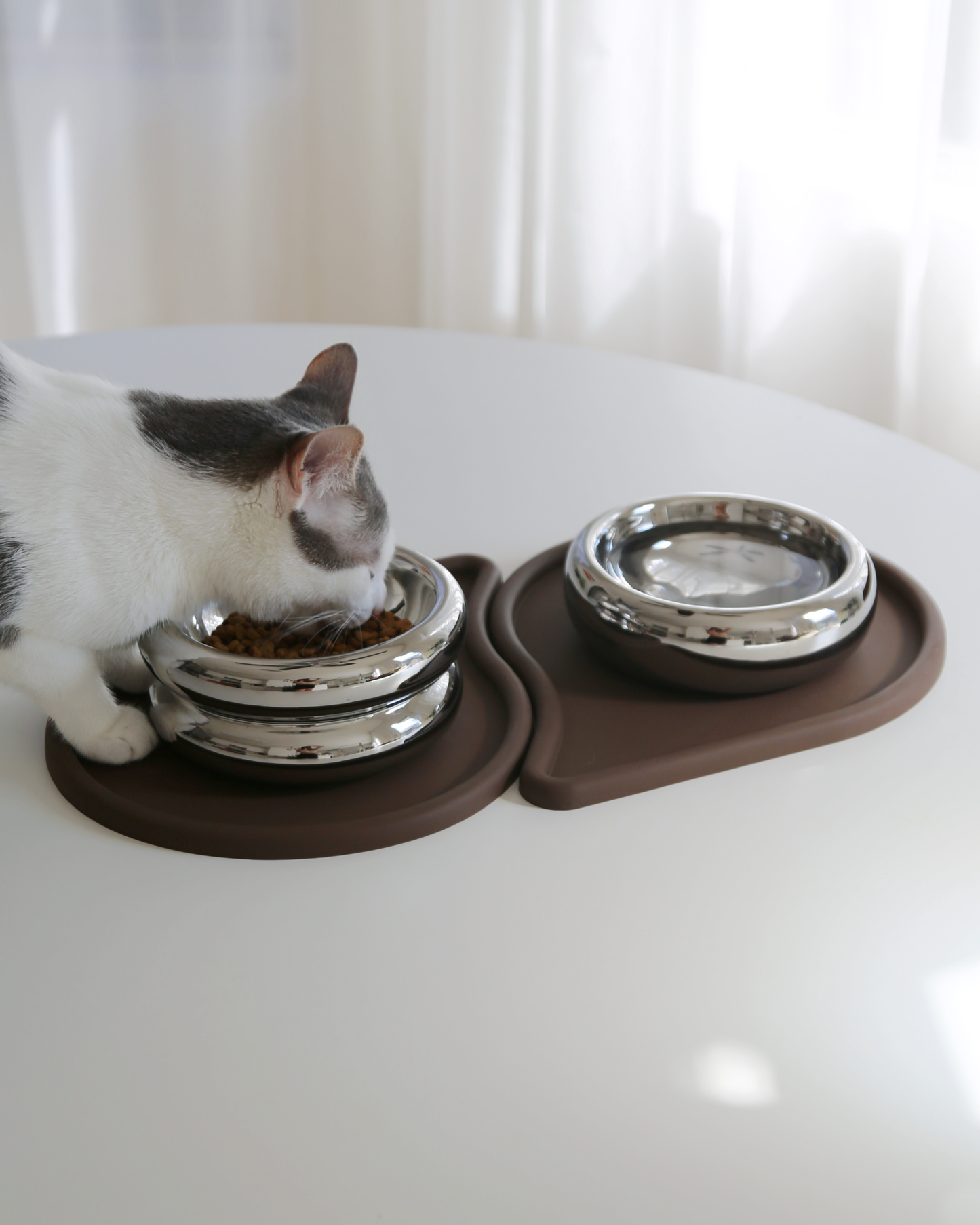 Halo – droppformade matskålsunderlägg i BPA-fri silikon – (2-pack) – Espresso