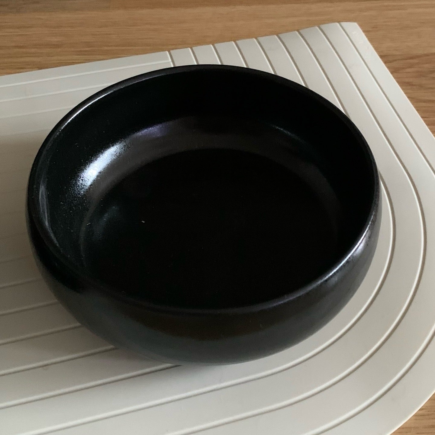 Gourmet – matskålsunderlägg i silikon – Creme